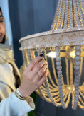 لوستر چوبی ارغوان پتینه. قطر ۴۵ با ۲۰ رشته مهره جذاب